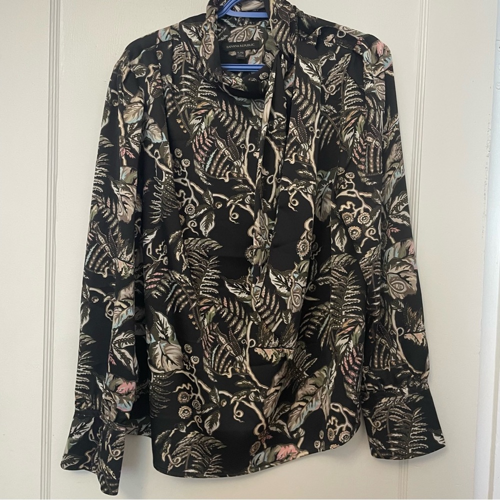 Floral Print Long Sleeve Blouse Banana Republic size large